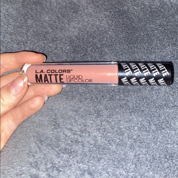 bundle of 8 different lipsticks - Picture 2 of 9